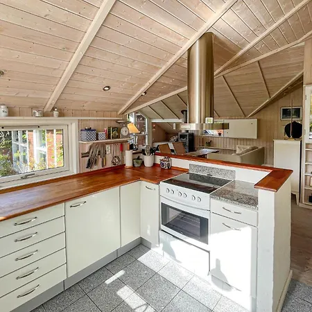 Stunning In Idestrup With Wifi Сasa de vacaciones *